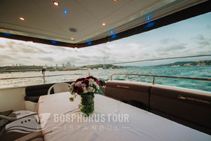 Bosphorus Sunset Cruise with Live Guide on Luxurious Yacht